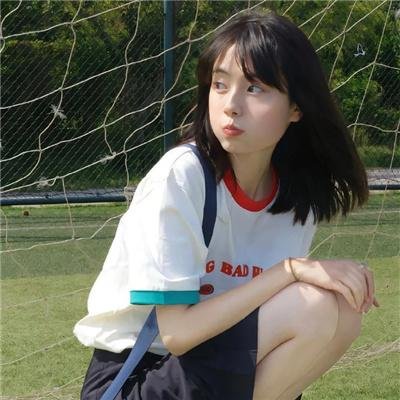 阿扎里